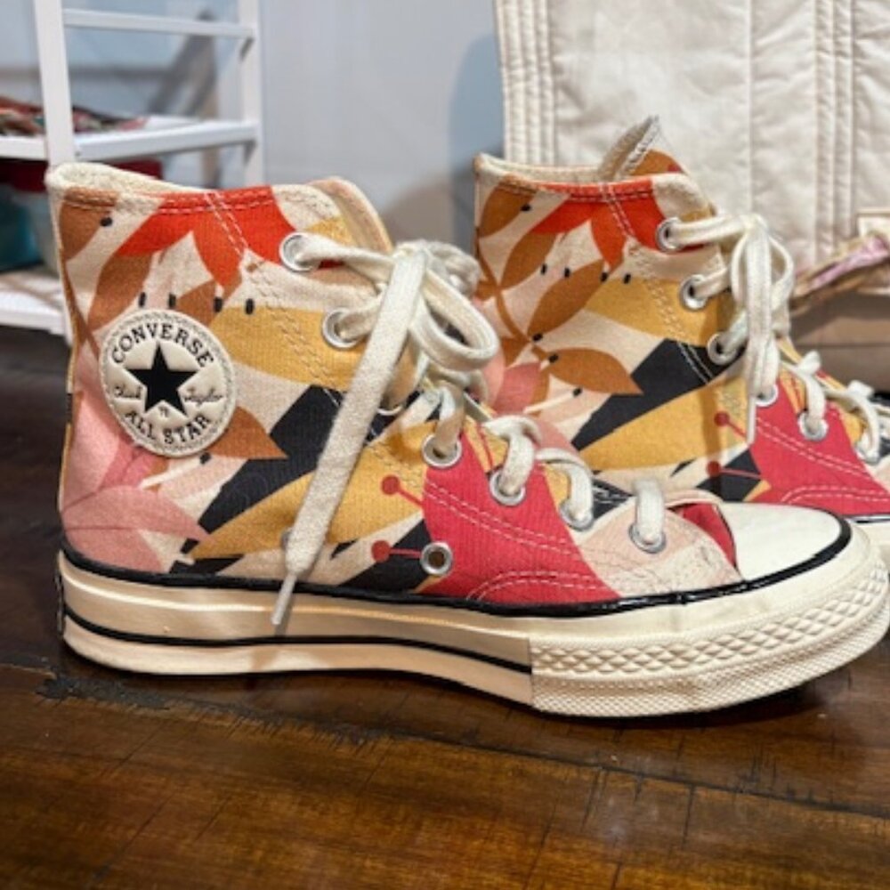 Tropical flower Converse, size 5, limited edition